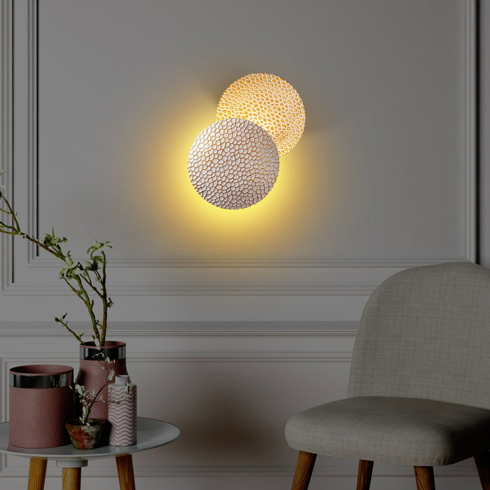 Opviq Lámpara de Pared Yosma-13646 Metal LED SMD 5W Blanco y Oro 21x21x15 cm Elegancia y Calidez